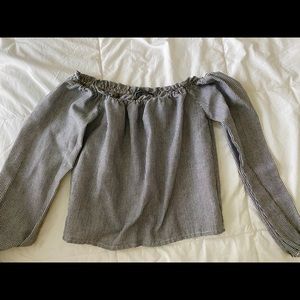 Brandy Melville off the shoulder top